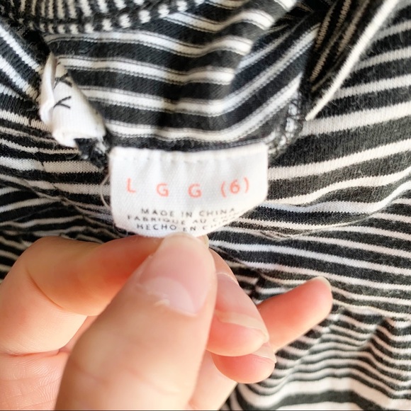 ROXY Black & White Striped Tank Top Size 6 - Picture 4 of 5